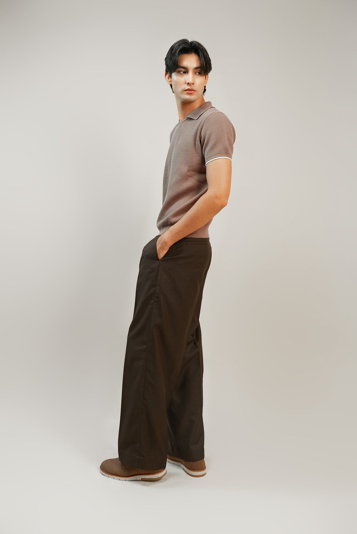 THE SAVILE PLEATED PANT - Brown