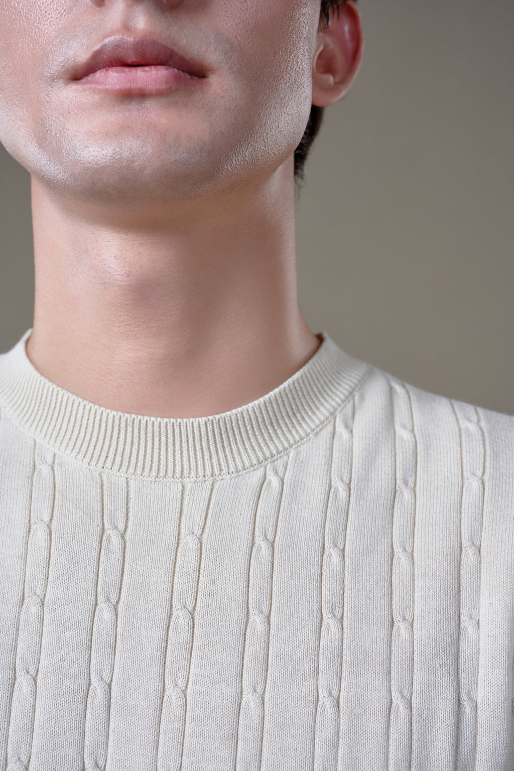 THE ARDENNE CREWNECK - Cloud Dancer