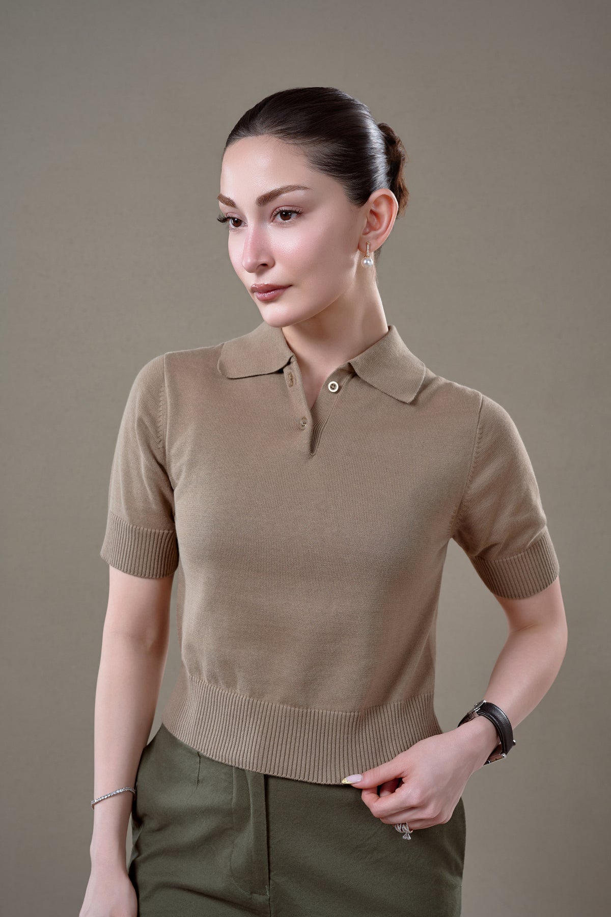 THE GUINEVÈRE POLO - Pale Khaki
