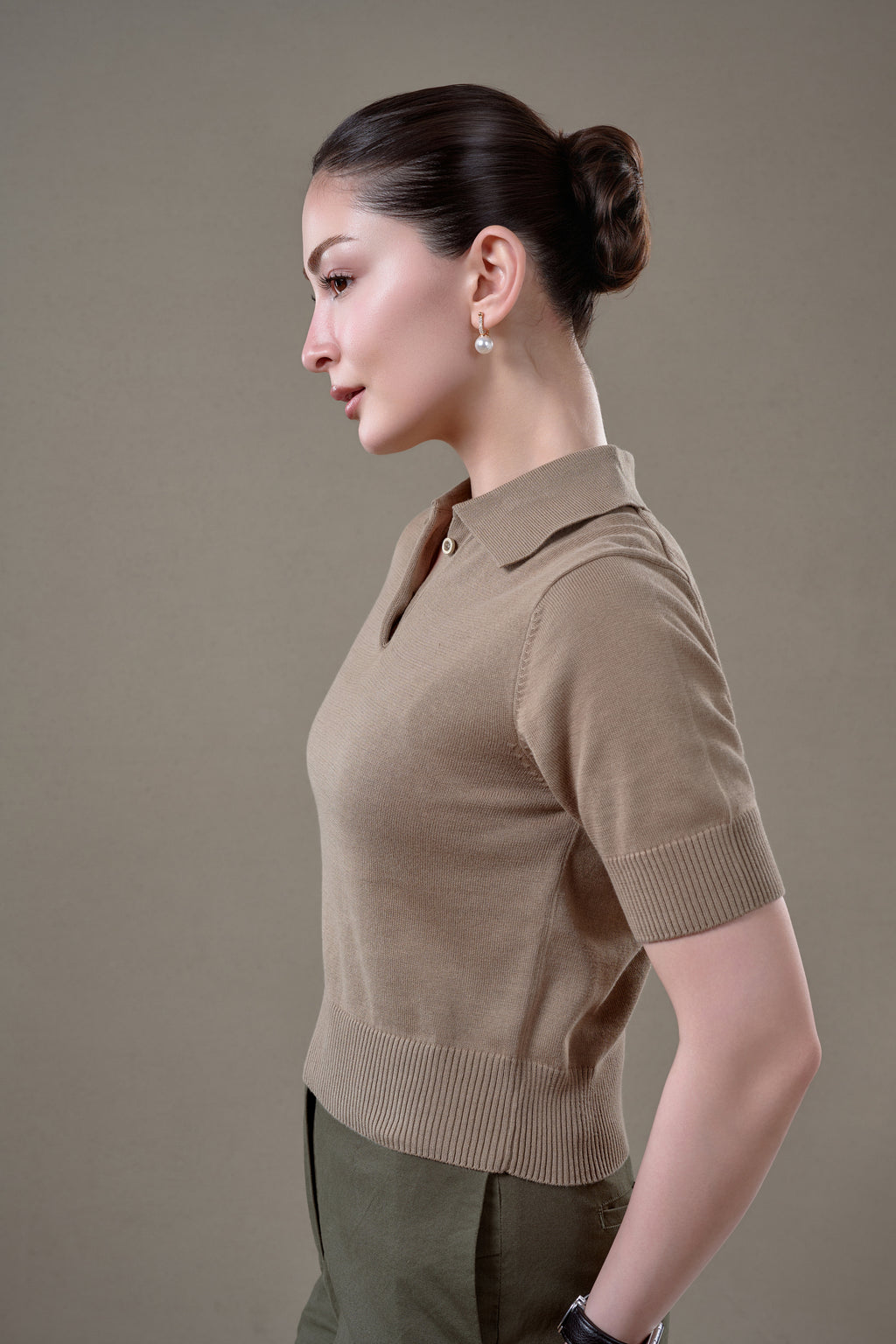 THE GUINEVÈRE POLO - Pale Khaki