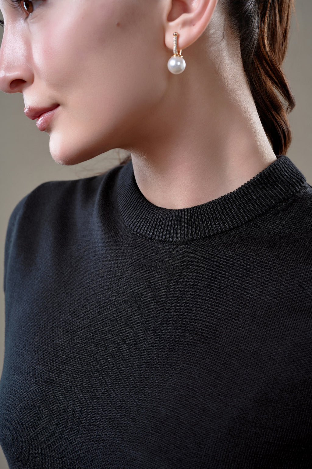 L’MADELEINE CREWNECK - Black